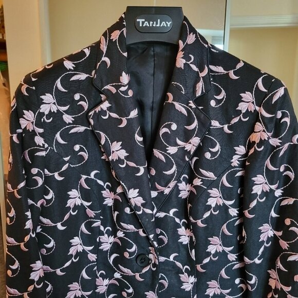 ❤️ 3 for $35 Vintage 80s pink embroidered black blazer jacket small - Picture 2 of 9